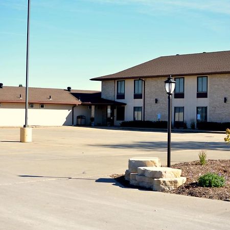 Dutch Country Inn Kalona Εξωτερικό φωτογραφία