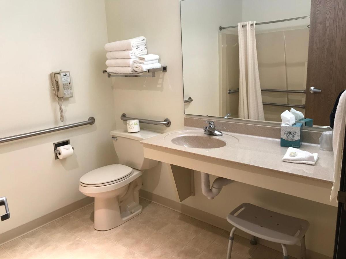 Dutch Country Inn Kalona Εξωτερικό φωτογραφία